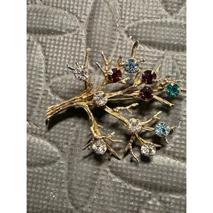 Sarah Coventry Tree of LIfe Brooch Mothers Pin Rhinestone Vintage Jewelry 60s